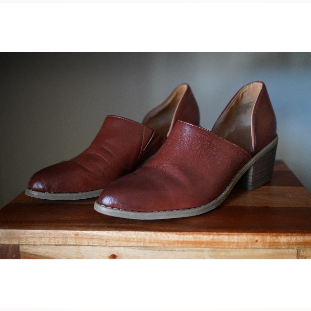 Universal Thread Women's Rylie Faux-Leather Heeled Open Booties